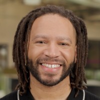 Damien Burks - دیمین بورکز
